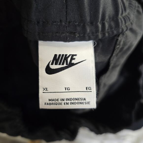 Nike Mens Club Woven Tapered Leg Pants Black/White Size XL  DX0623-010 - Picture 4 of 7